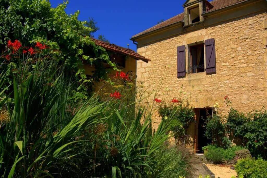 La Forge, Le Banquet Aux Eyzies Les Eyzies Exterior foto
